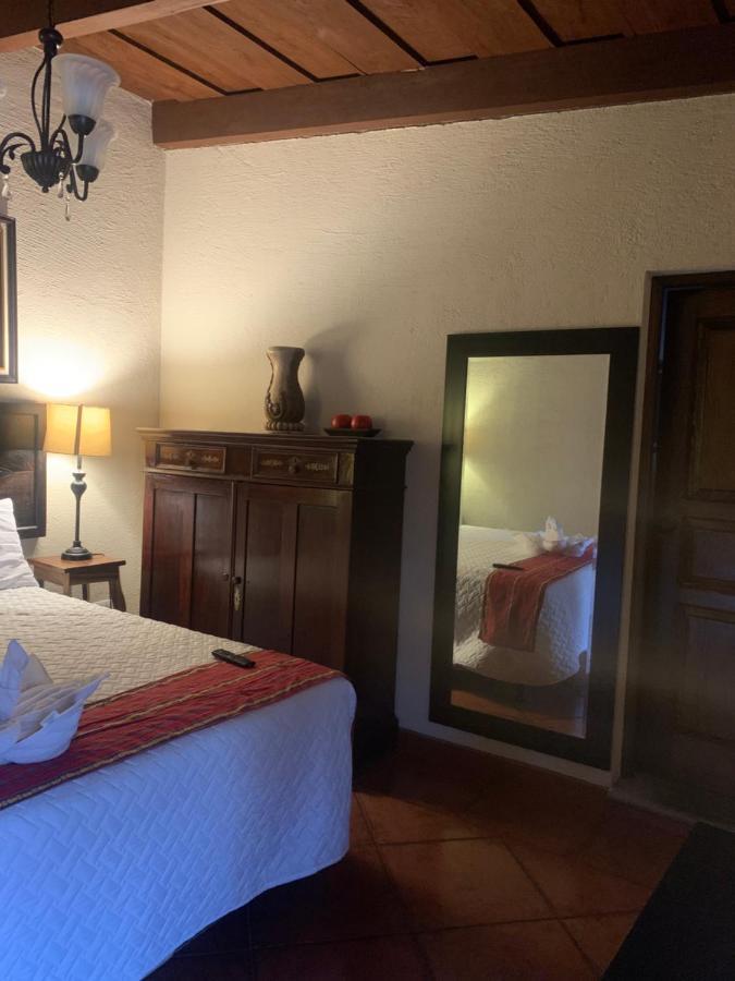 Hotel Mansion Del Rey Antigua Zewnętrze zdjęcie