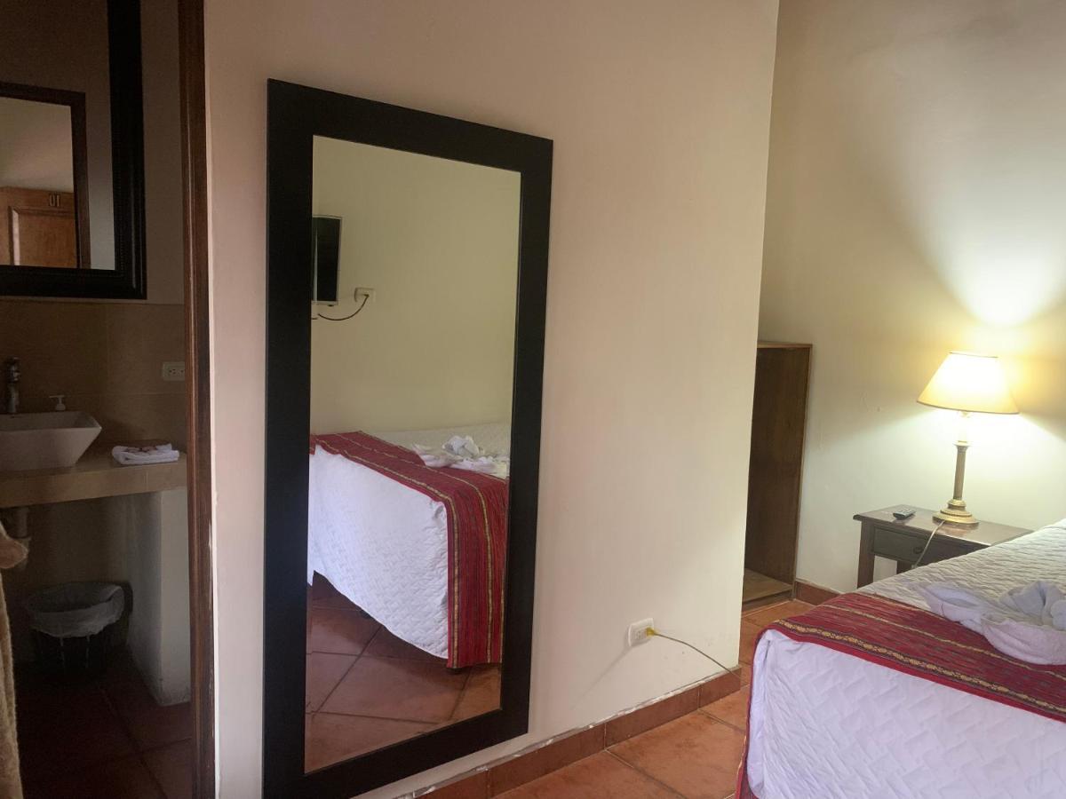 Hotel Mansion Del Rey Antigua Zewnętrze zdjęcie